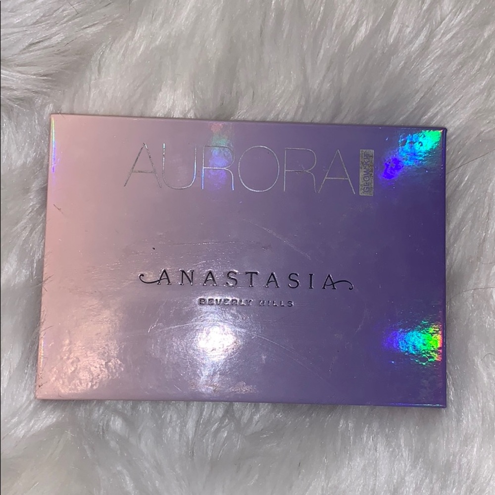USED Anastasia Beverly Hills AURORA pallet